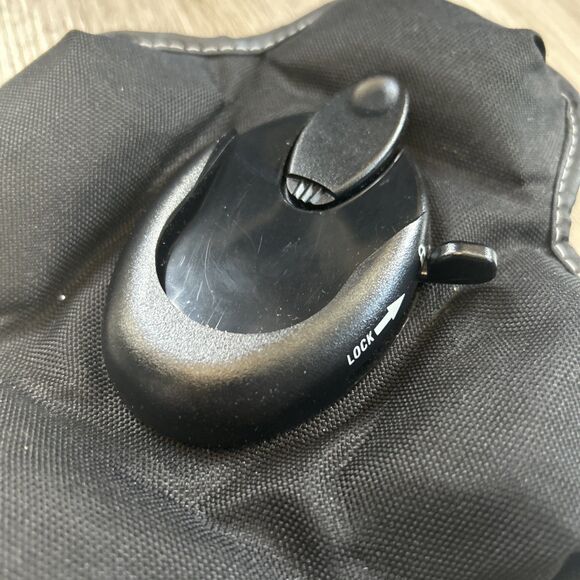 Garmin GPS Weighted Dash Mount Bean Bag Stand Non Skid Base Mount Only No Stem - Picture 2 of 5